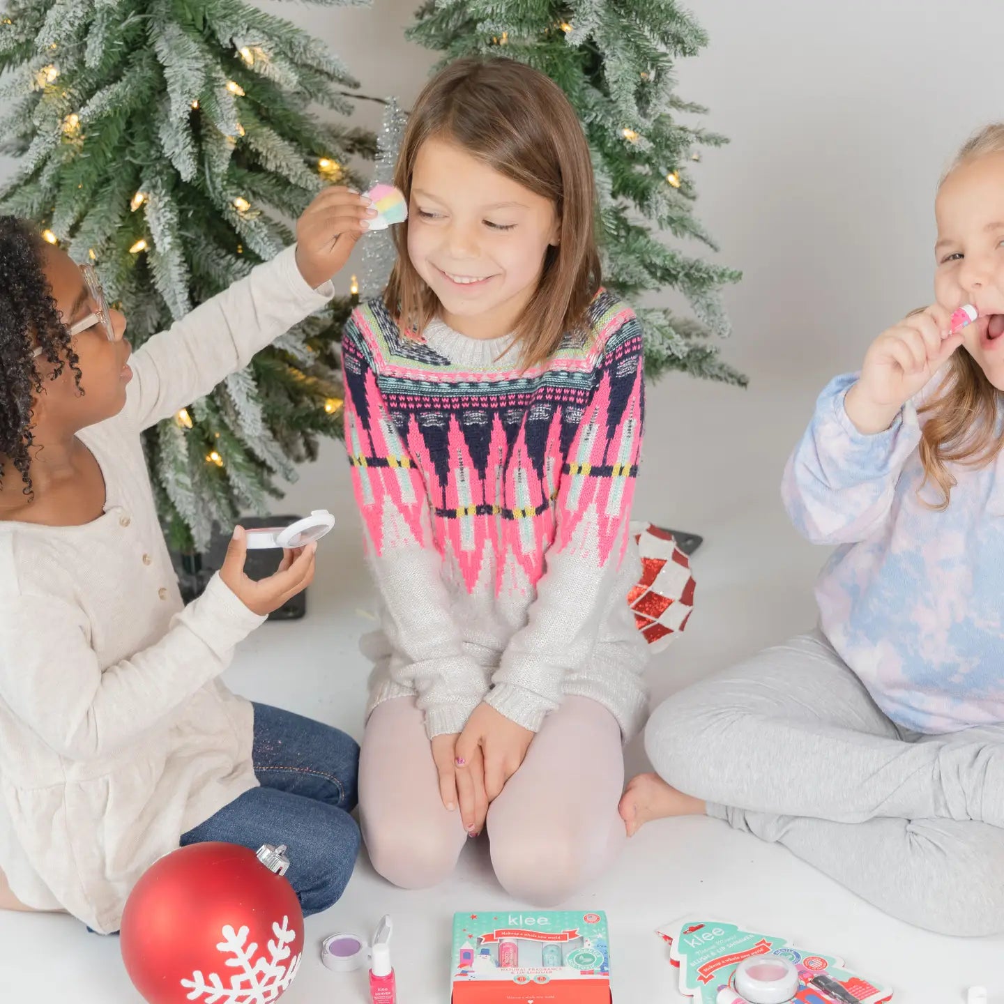 Gleeful Pop - Holiday Eye Shadow Blush Set