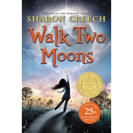Walk Two Moons: Sharon Creech (paperback)