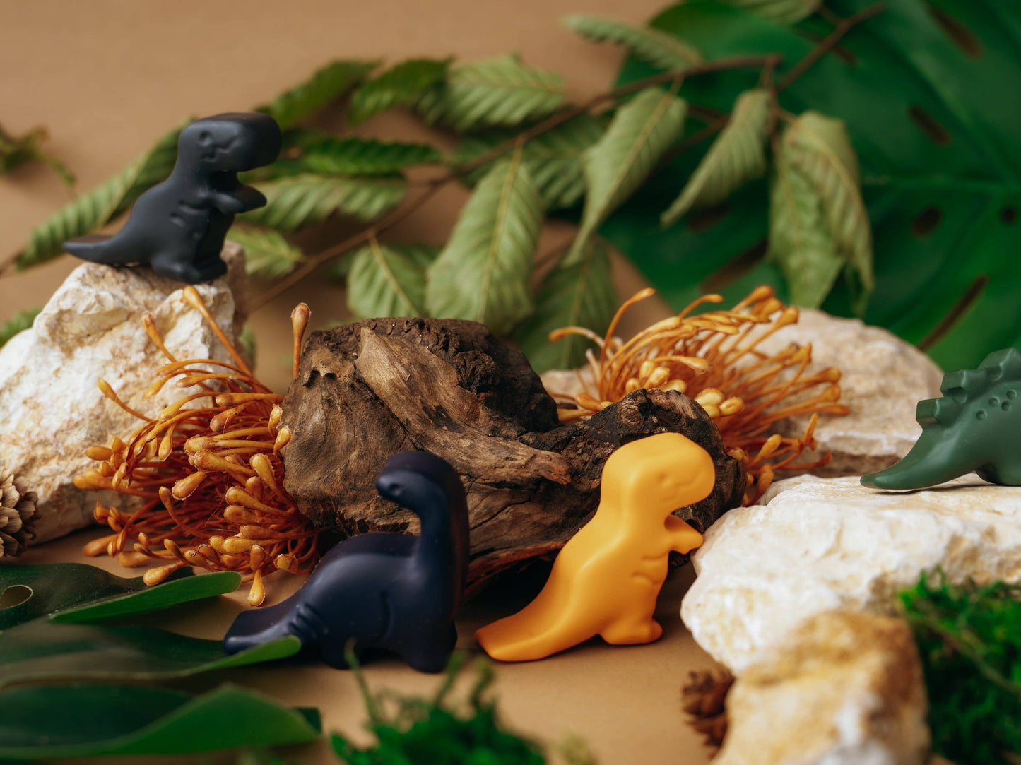 Dinosaur Fun-Shaped Crayons