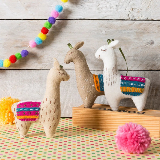 Llama Felt Craft Mini Kit