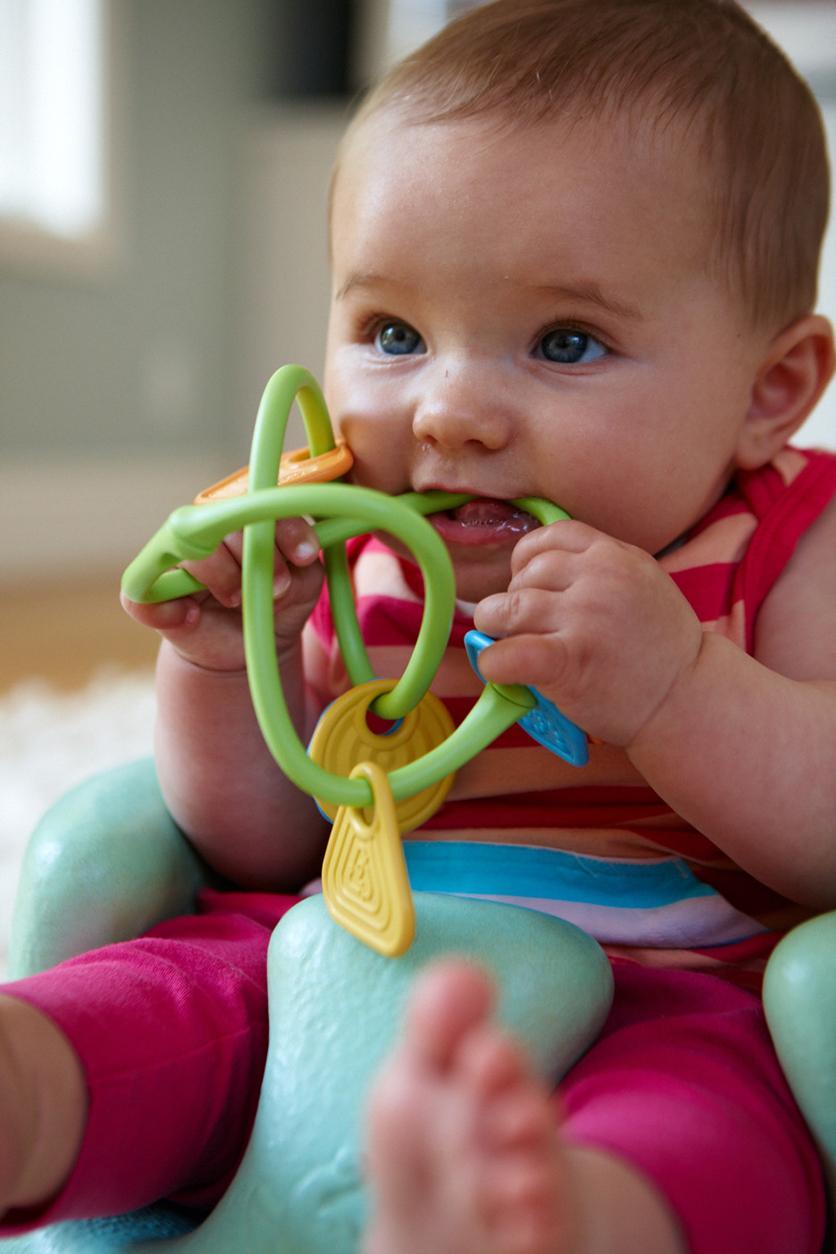 Twist Teether